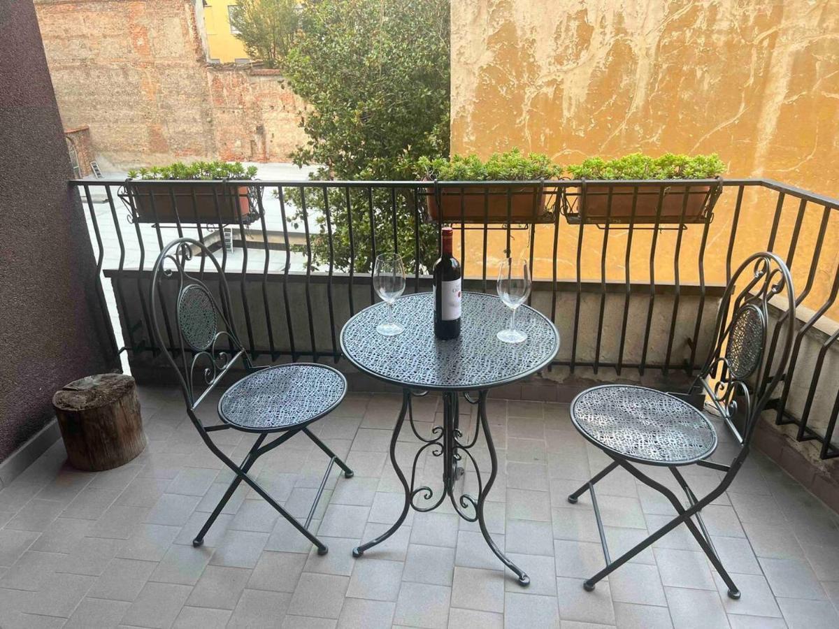 Apartment Close To Duomo Milano Esterno foto